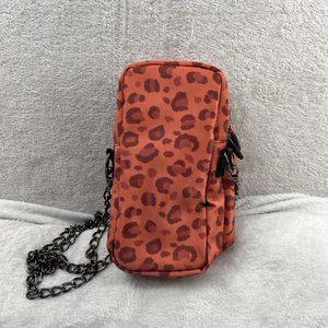 Camp Gladiator Crossbody Water Bottle Sling Carrier with Chain Strap